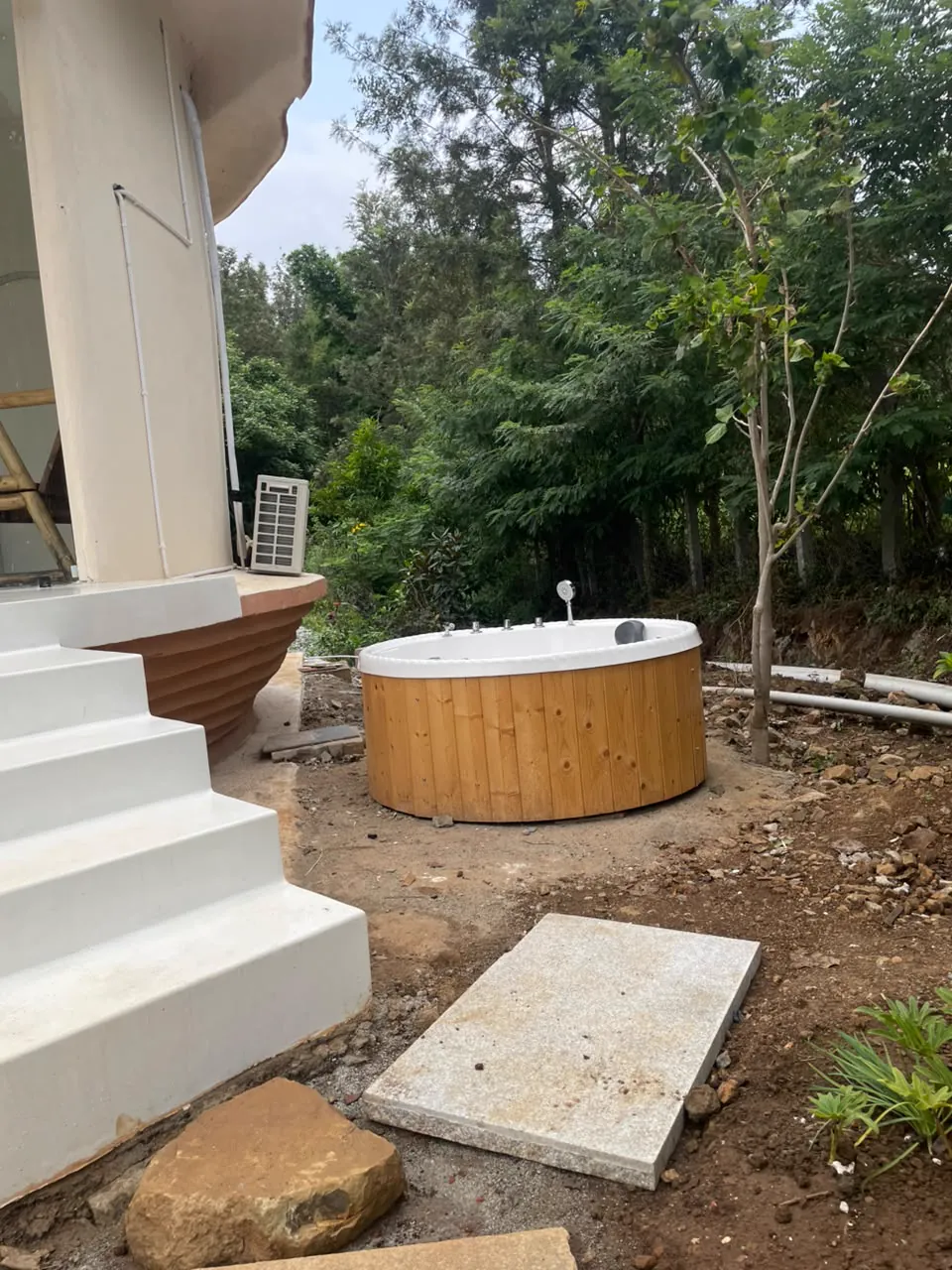 The Shore — the outdoor hot tub beside the shell